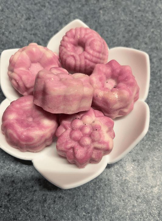 Lotus shaped soap dish with small soaps - Butter Me Bliss LLC