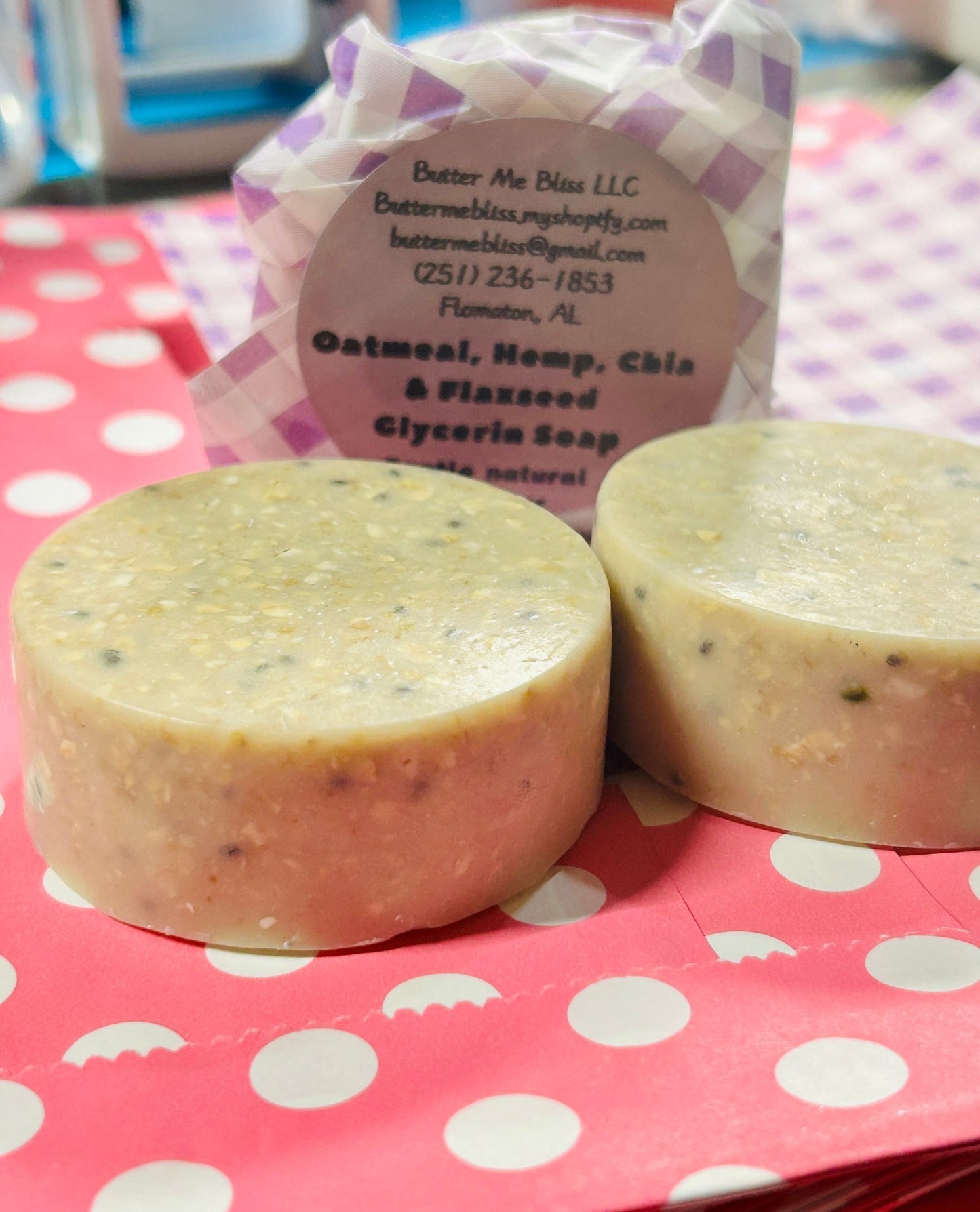 Oatmeal, hemp, chia & flaxseeds soap (small) - Butter Me Bliss LLC