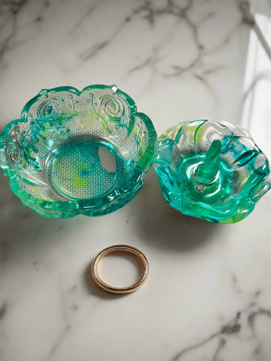 Ring holder and matching bowl - Butter Me Bliss LLC